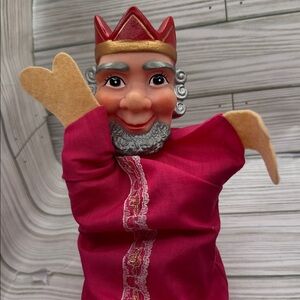 Vintage 1970s Mr. Roger’s Neighborhood King Friday hand puppet red